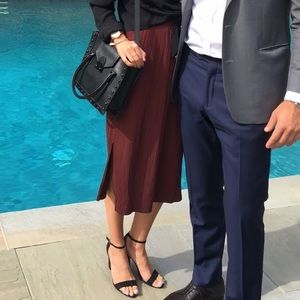 Aritzia Wilfred column skirt